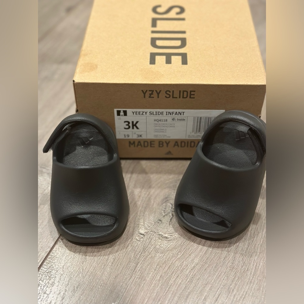 Yeezy infant slide onyx 3c - Picture 4 of 6